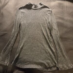 H&M Gray Ribbed Turtle Neck